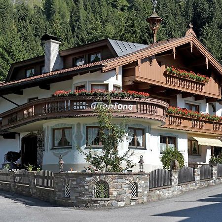 Hotel Garni Montana Mayrhofen Exterior foto